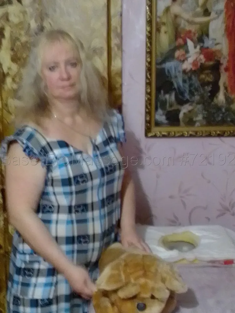Галина, 54 года — эротический массаж в Санкт-Петербурге — фото 2