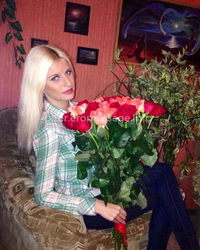 Алина, 23 года — эротический массаж в Санкт-Петербурге — фото 1